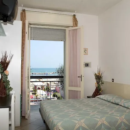 Ξενοδοχείο Heaven