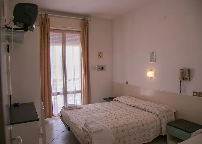 Hotel Heaven 3*